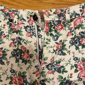Vintage express floral-print denim high waisted shorts